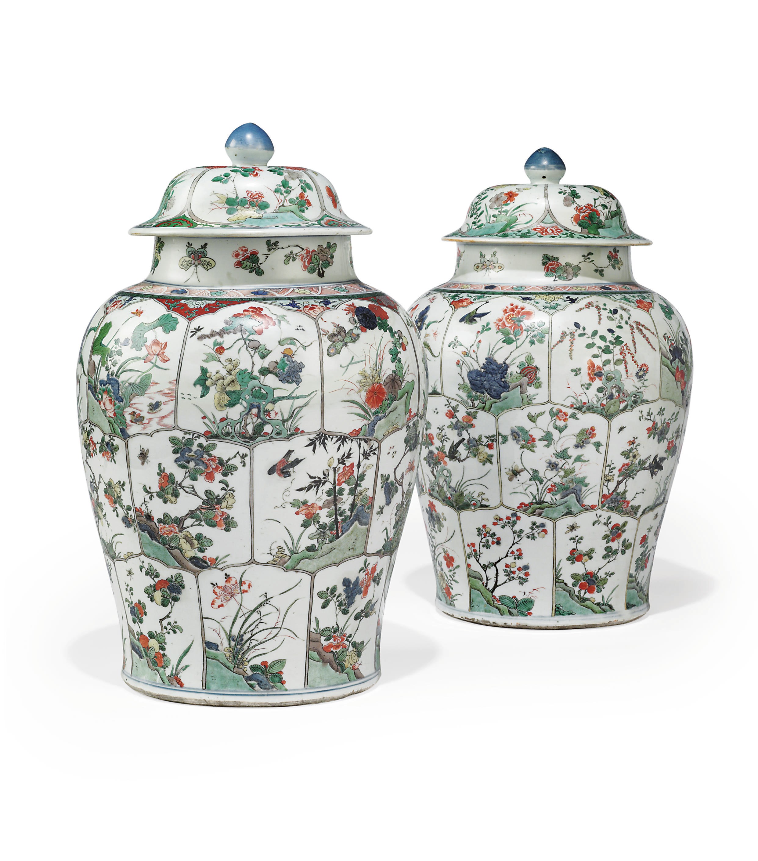 A PAIR OF CHINESE FAMILLE VERTE VASES WITH COVERS