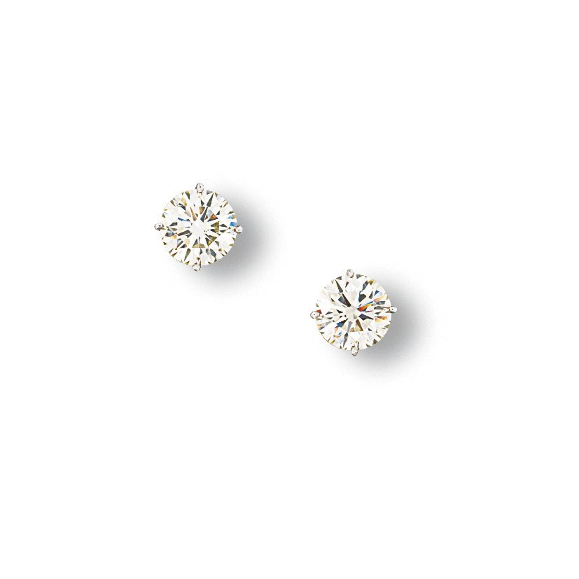 A PAIR OF DIAMOND EAR STUDS