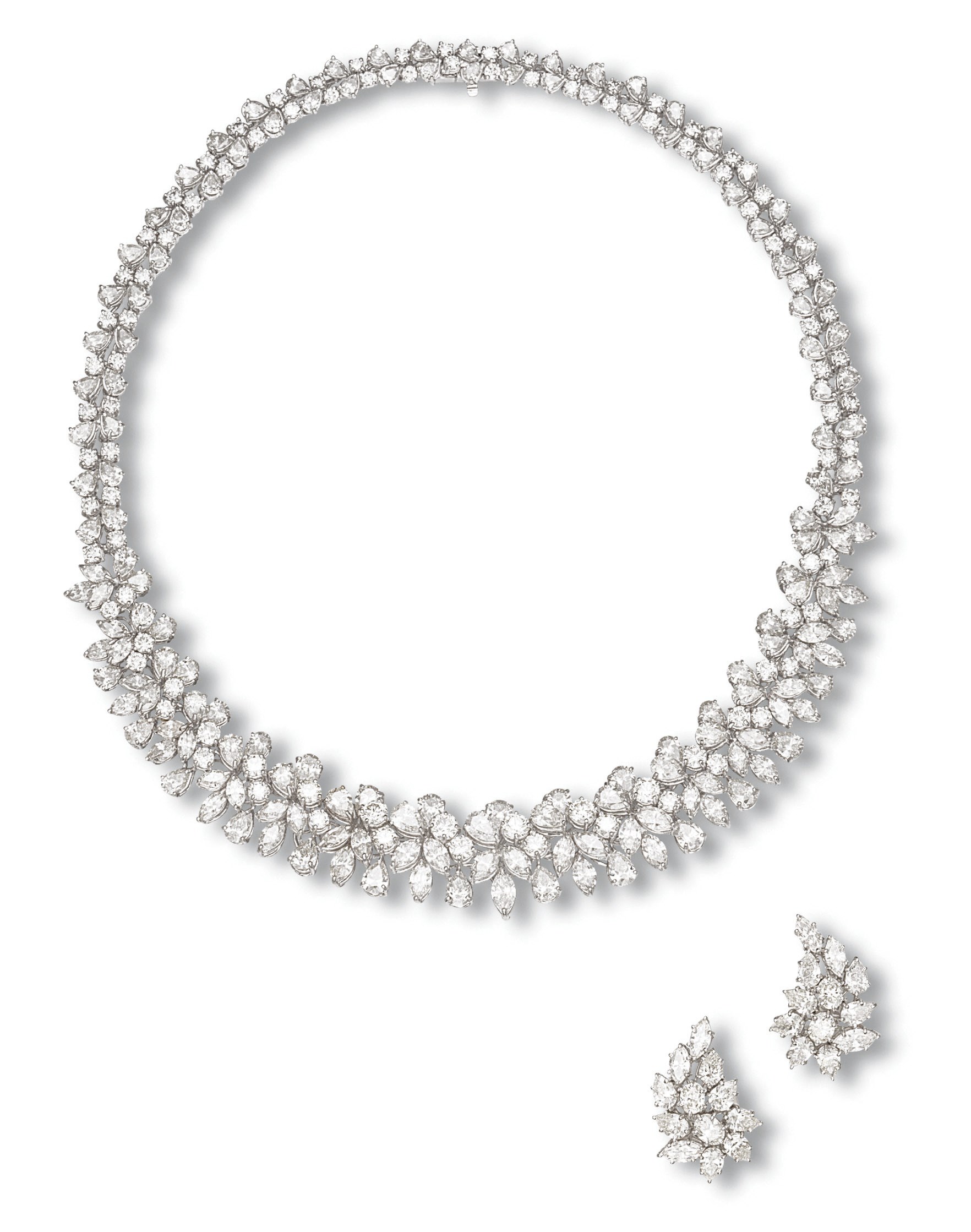 A SUITE OF DIAMOND JEWELLERY
