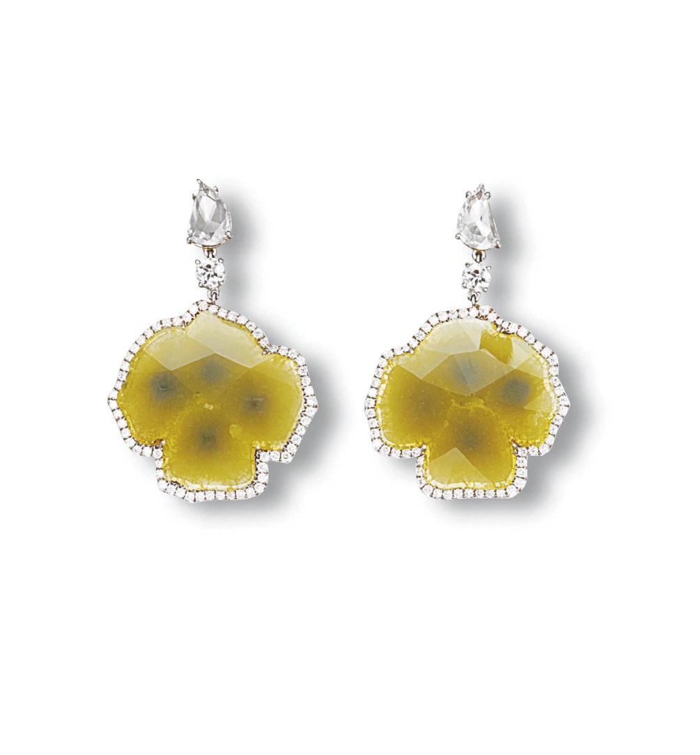 A PAIR OF COLOURED DIAMOND AND DIAMOND EAR PENDANTS