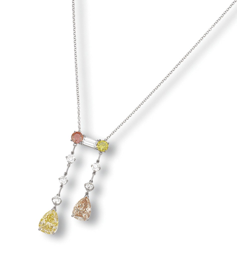 A COLOURED DIAMOND AND DIAMOND PENDENT NECKLACE