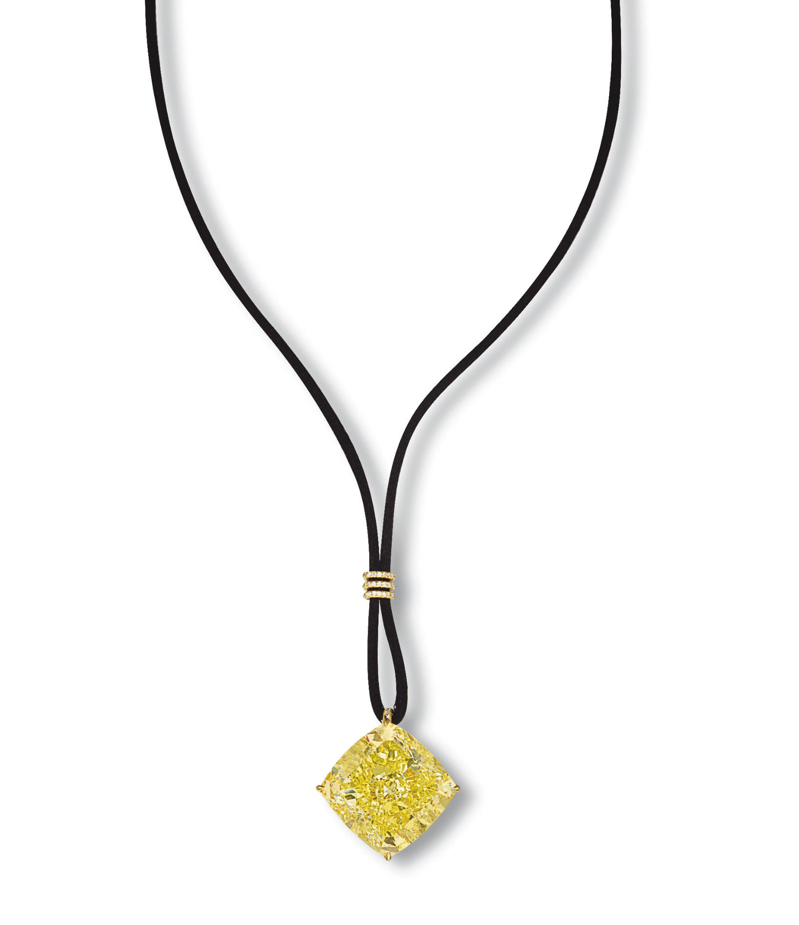 AN IMPORTANT COLOURED DIAMOND AND DIAMOND PENDENT NECKLACE