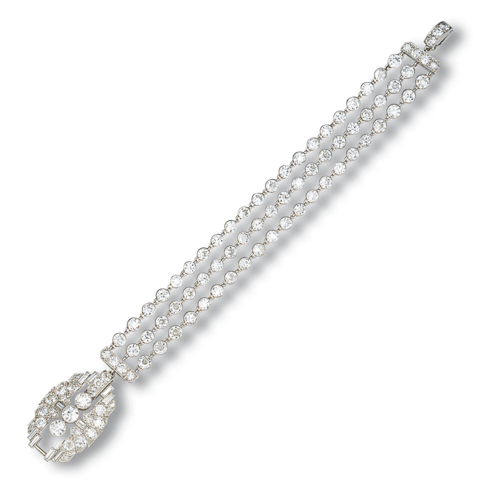 AN ART DECO DIAMOND BRACELET