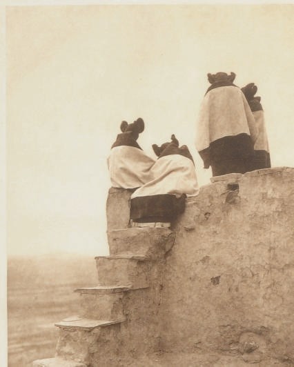 EDWARD S. CURTIS (1868-1952)