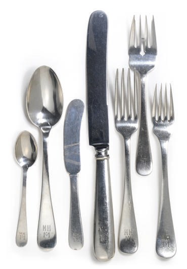 AN ASSEMBLED SILVER PART FLATWARE SERVICE,