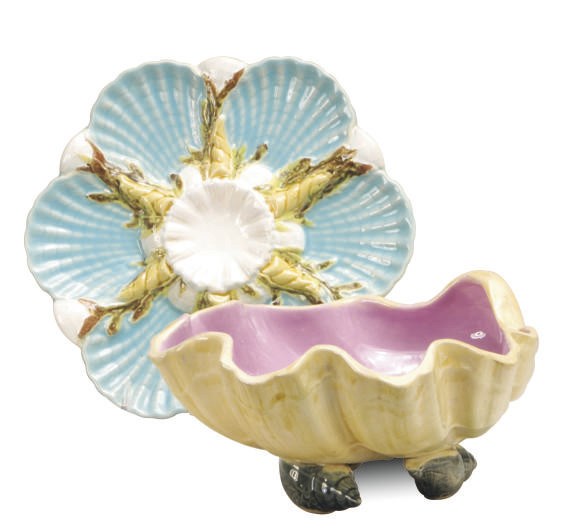 AN ENGLISH MAJOLICA OYSTER PLATE AND A SHELL-SHAPED BOWL,