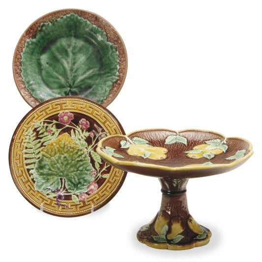 A GROUP OF MAJOLICA WARES,