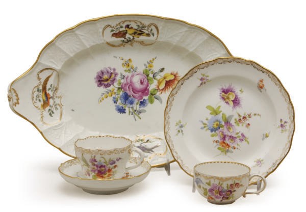 AN ASSEMBLED GERMAN PORCELAIN OUTSIDE DECORATED PART TEA AND COFFEE SERVICE,