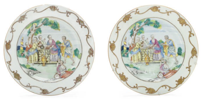 A PAIR OF CHINESE EXPORT 'REBECCA AT THE WELL' PLATES,