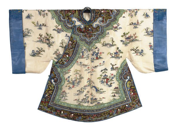 A CHINESE SILK GAUZE CREAM GROUND LADIES' FORMAL JACKET,