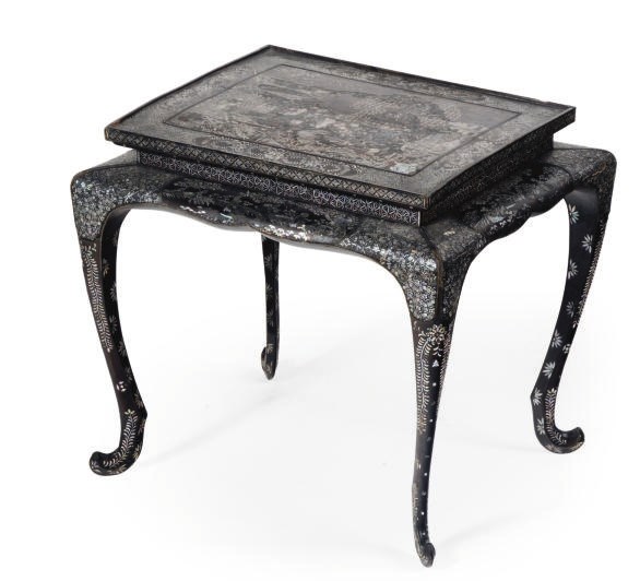 A MOTHER-OF-PEARL INLAID WOOD SMALL LOW TABLE,