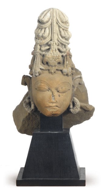 A SANDSTONE HEAD FRAGMENT OF SHIVA,