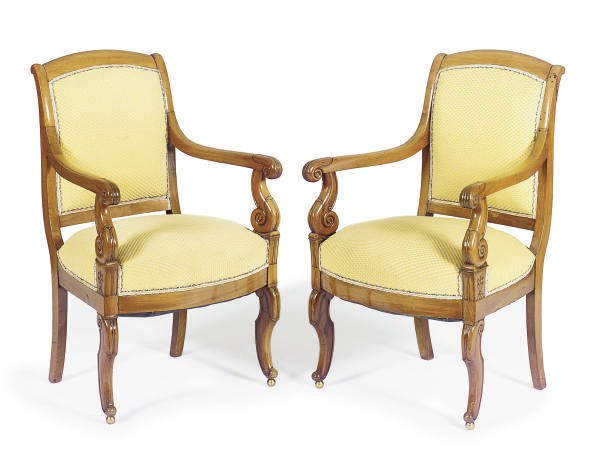 A PAIR OF RESTAURATION MAHOGANY FAUTEUILS,