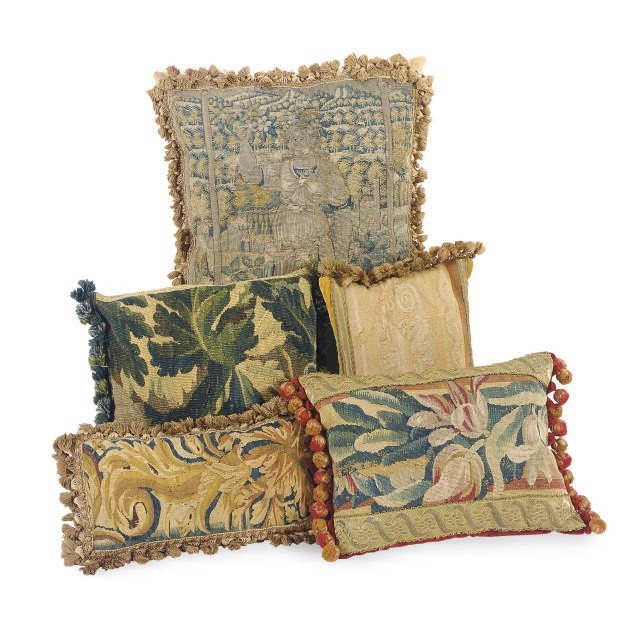 A GROUP OF SEVEN TAPESTRY CUSHIONS,