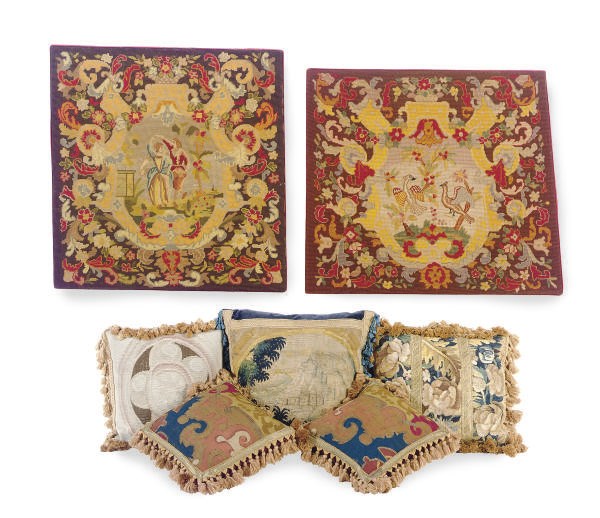 A GROUP OF FIVE TAPESTRY PILLOWS,