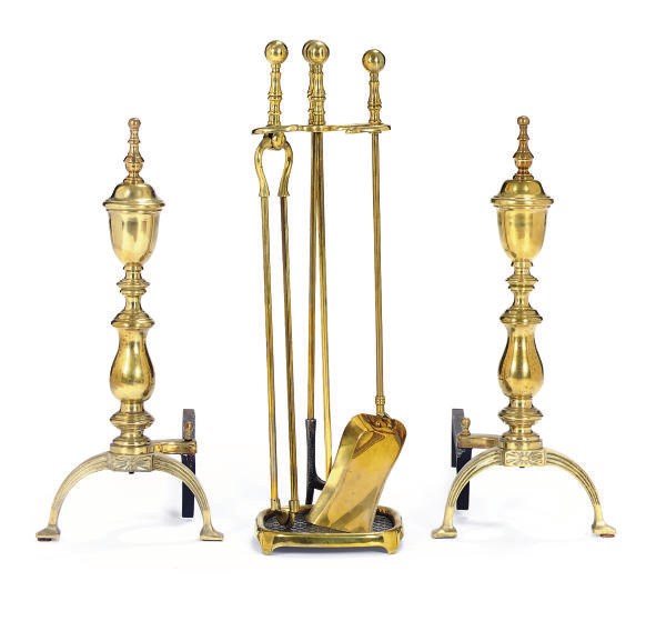 A PAIR OF BRASS ANDIRONS,