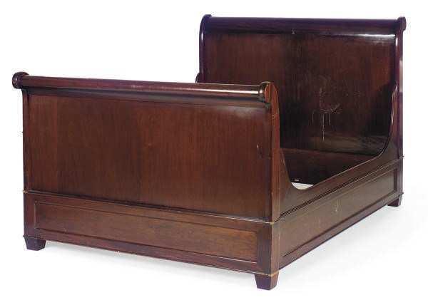 A MAHOGANY SLEIGH BED,