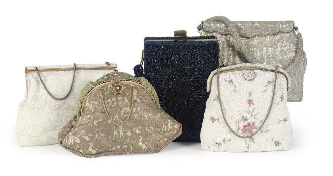 A GROUP OF SEVEN EVENING BAGS,