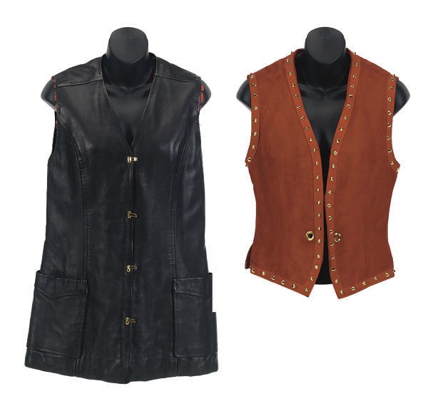 A HERMÈS BLACK LEATHER VEST TOGETHER WITH A RED SUEDE UNDER VEST,