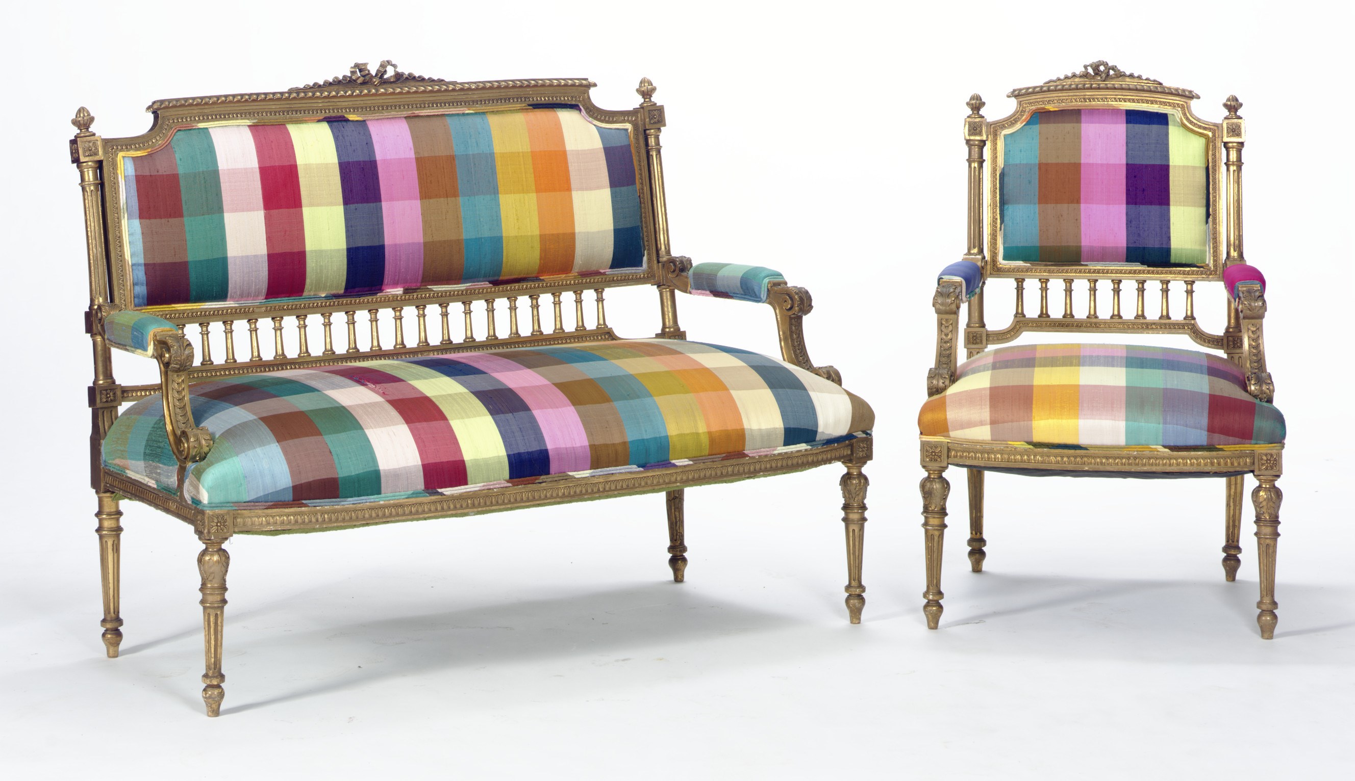 A GILTWOOD AND UPHOLSTERED SALON SUITE,