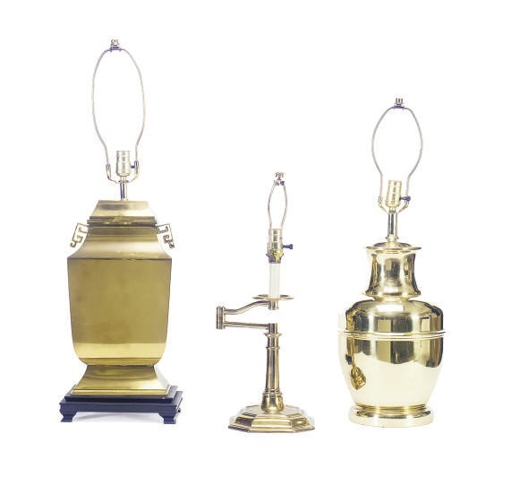 A GROUP OF THREE BRASS TABLE LAMPS,