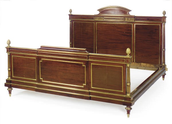 A FRENCH ORMOLU-MOUNTED MAHOGANY BED,