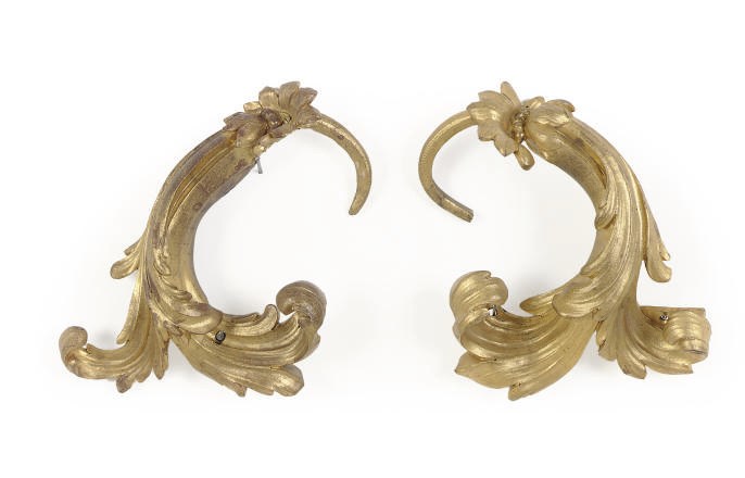 A PAIR OF FRENCH GILT-BRONZE MOUNTS,