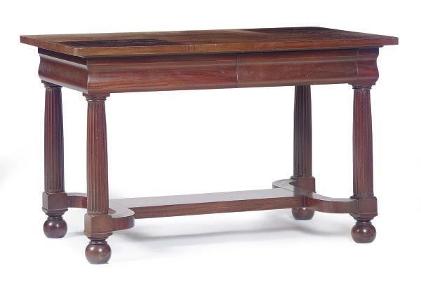 A MAHOGANY CENTER TABLE,