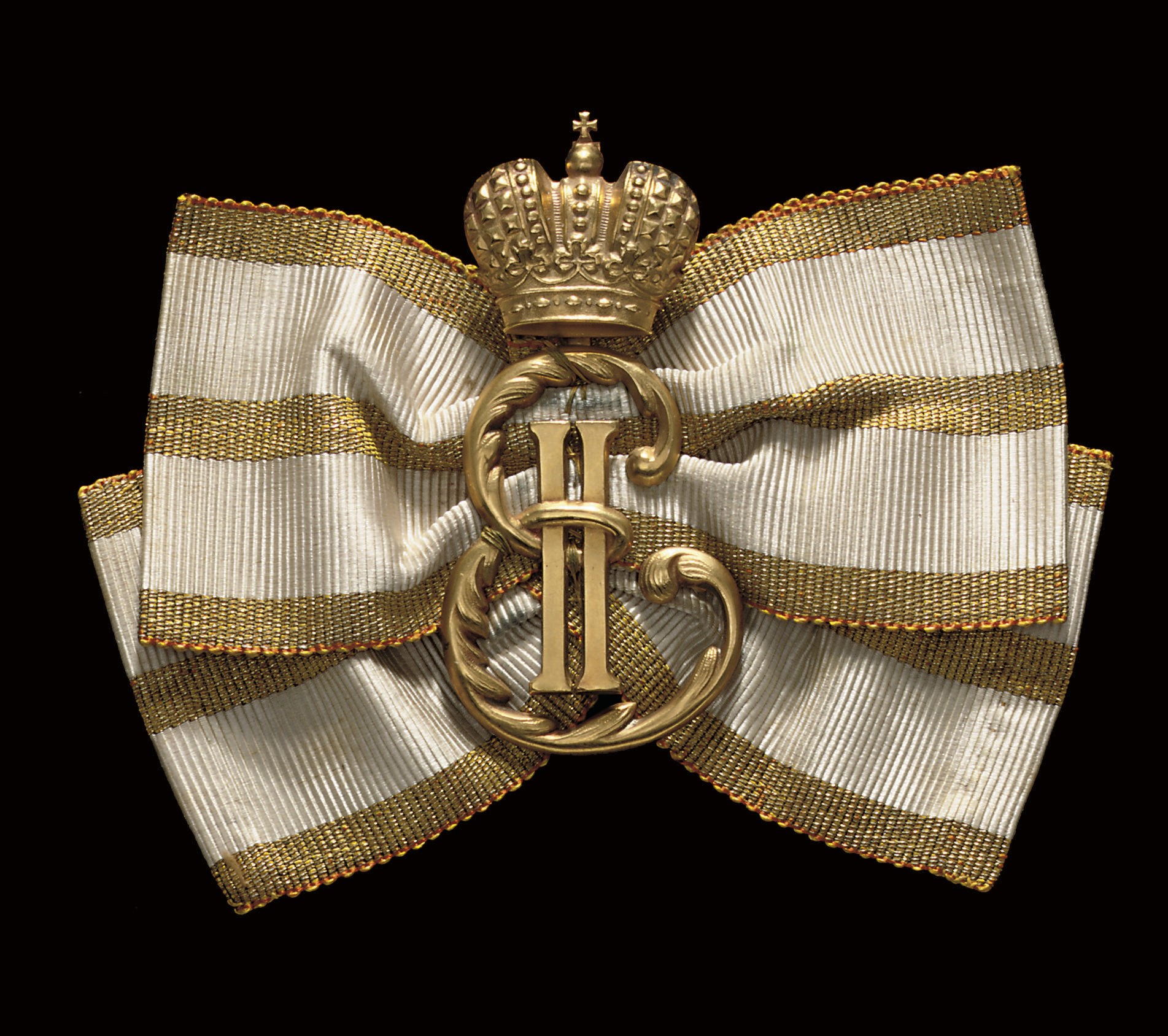 Gold monogram for rewarding pupils of the Imperial Educational Society for Noble girls (Smolny Institute)