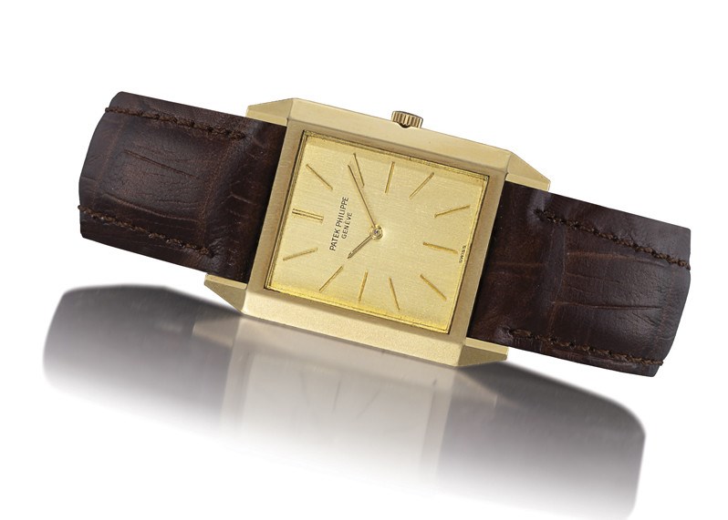 PATEK PHILIPPE, REF. 3572

18K GOLD MANUAL-WINDING RECTANGULAR WRISTWATCH
