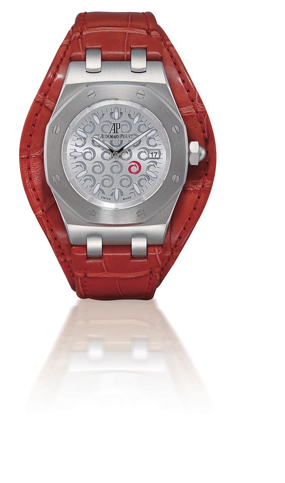 AUDEMARS PIGUET, "ROYAL OAK LADY ALINGHI"

LADY'S STAINLESS STEEL WRISTWATCH WITH DATE, LIMITED EDITION DEDICATED TO THE "ALINGHI" TEAM, WINNER OF THE AMERICA'S CUP 2003