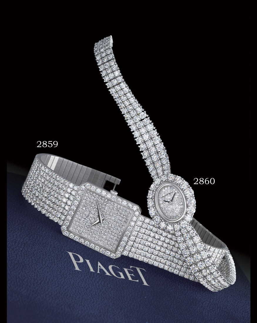 AUDEMARS PIGUET

LADY'S 18K WHITE GOLD AND DIAMOND-SET OVAL BRACELET WATCH