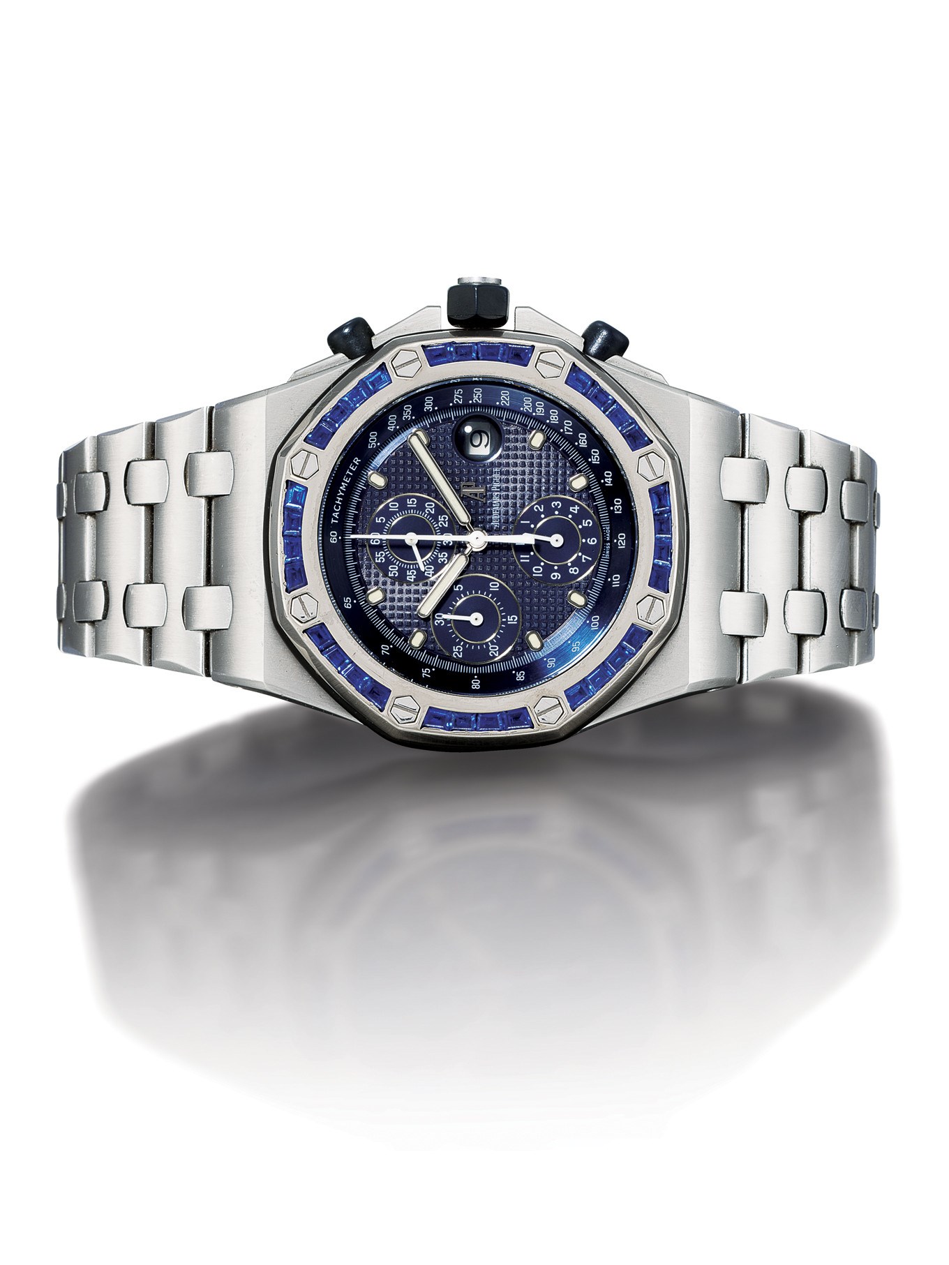 AUDEMARS PIGUET, "ROYAL OAK OFFSHORE PIÈCE UNIQUE"

UNUSUAL AND UNIQUE, STAINLESS STEEL SELF-WINDING CHRONOGRAPH WRISTWATCH WITH DATE DISPLAY AND SAPPHIRE-SET BEZEL
