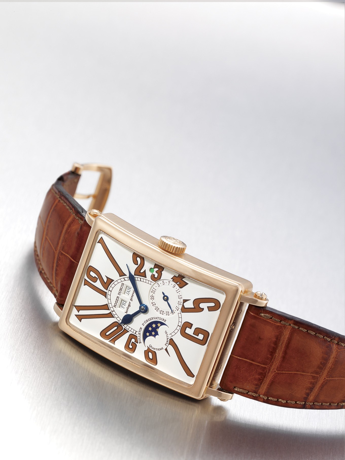 ROGER DUBUIS, "MUCHMORE QUANTIEME PERPETUEL"

18K PINK GOLD SELF-WINDING RECTANGULAR PERPETUAL CALENDAR WRISTWATCH WITH MOON-PHASE DISPLAY