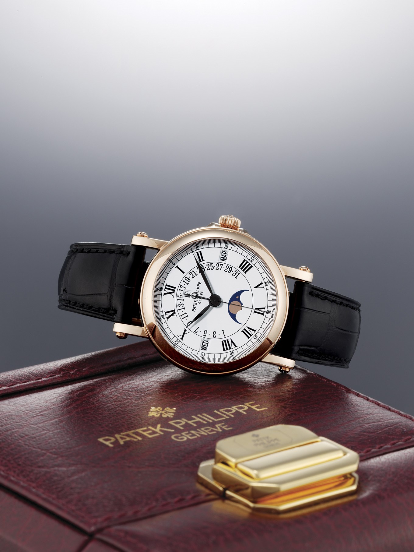 PATEK PHILIPPE, OFFICER REF. 5059R

18K PINK GOLD SELF-WINDING PERPETUAL CALENDAR WRISTWATCH WITH SWEEP SECONDS, MOON-PHASE AND RETROGRADE DATE DISPLAY