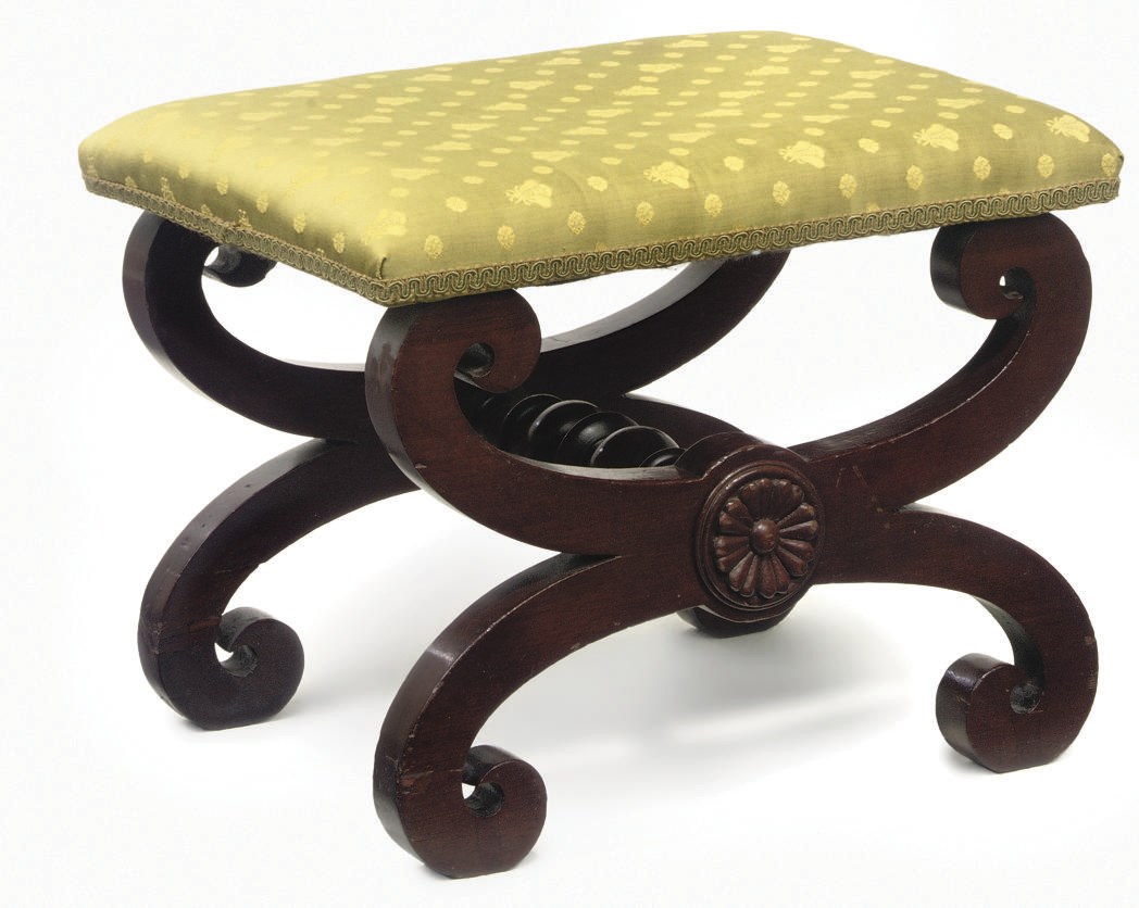 AN AMERICAN 'GRECIAN STYLE' MAHOGANY CURULE STOOL
