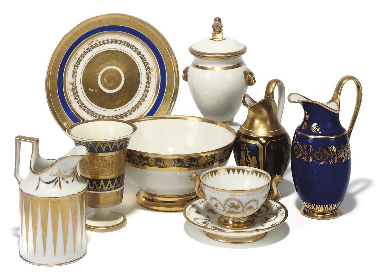 A GROUP OF FRENCH PORCELAIN TEAWARES