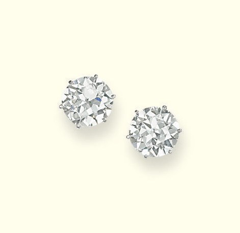 A PAIR OF DIAMOND EAR STUDS