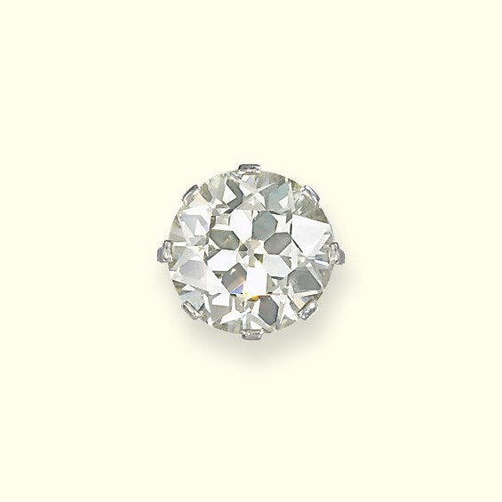 A DIAMOND SINGLE-STONE RING