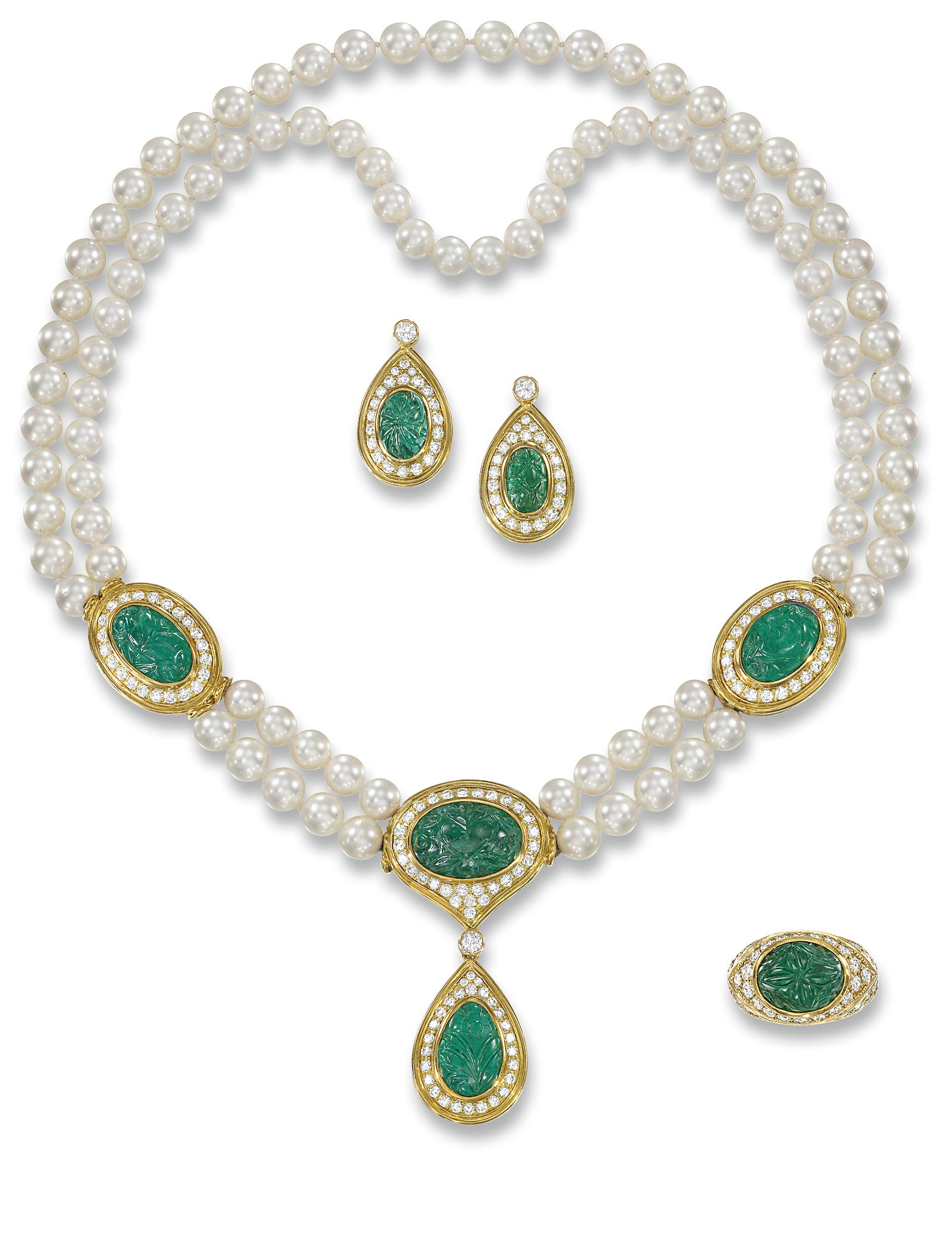 AN EMERALD, DIAMOND AND CULTURED PEARL SUITE