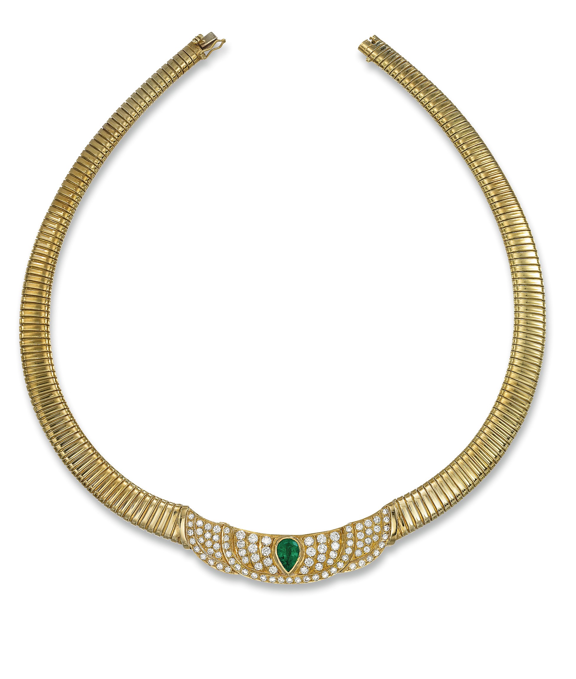 AN EMERALD AND DIAMOND NECKLACE