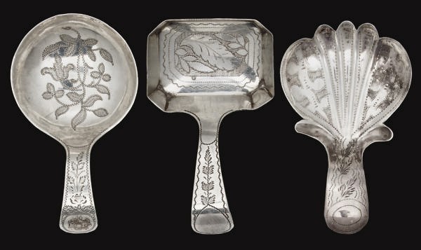 A GROUP OF THREE SILVER CADDY SPOONS