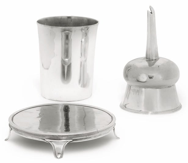 A GEORGE III SILVER BEAKER