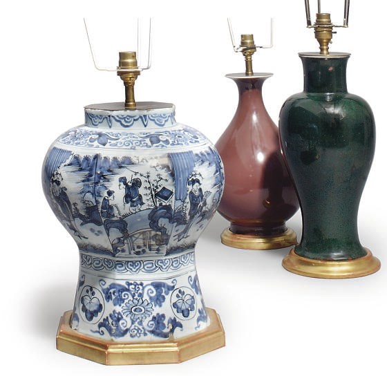A DELFT POTTERY VASE CONVERTED TO A LAMP