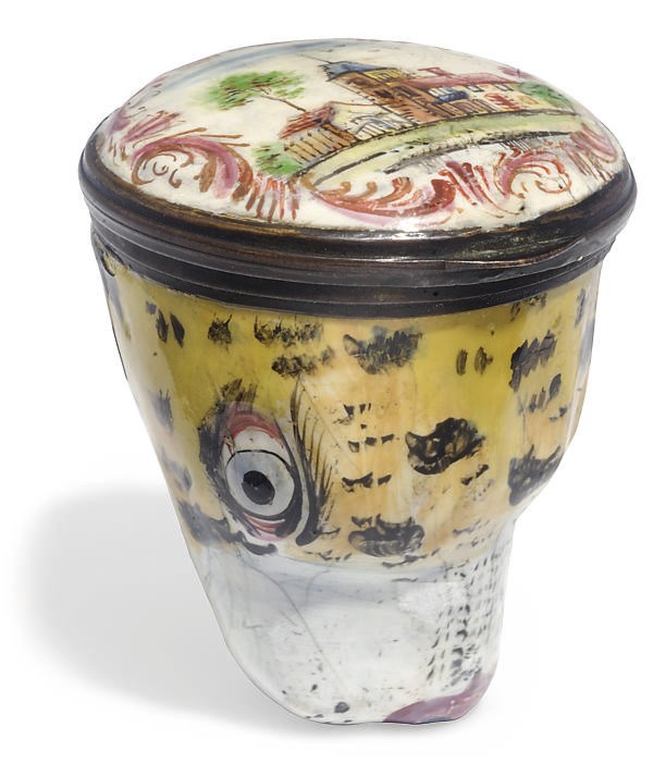 AN ENGLISH ENAMEL BONBONNIERE