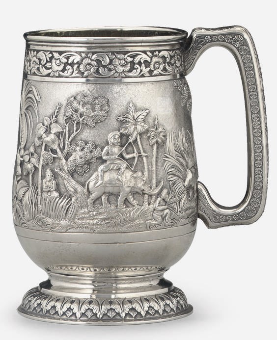 A LATE 19TH/EARLY 20TH CENTURY INDIAN SILVER MUG