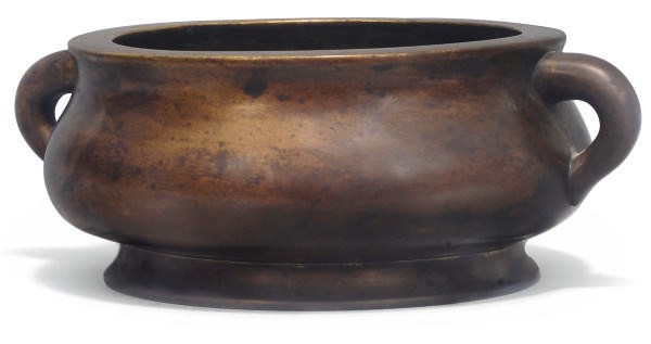 A Chinese bronze censer