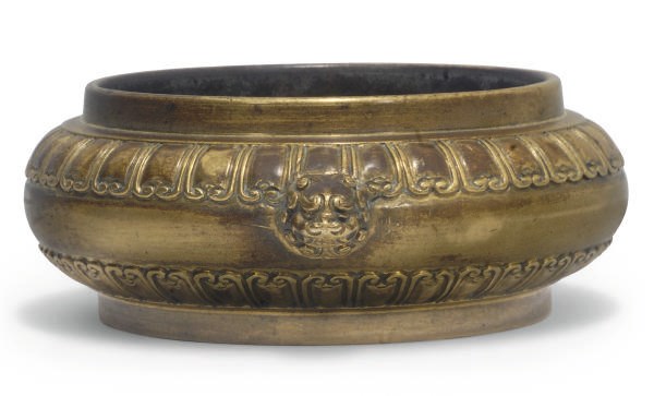 A Chinese bronze censer