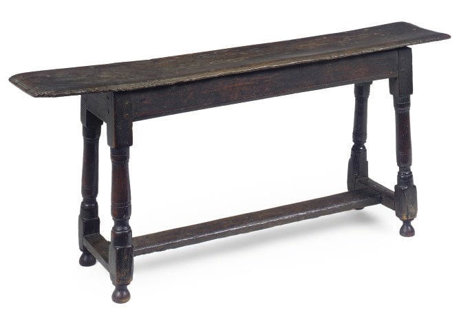 AN ENGLISH OAK JOINT BENCH