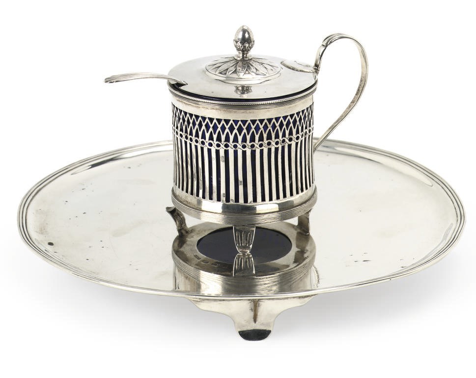A DUTCH SILVER MUSTARD POT